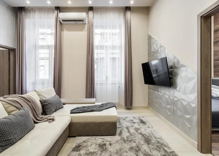 Nirvana Central Suite,3 Bedrooms, 2 Bathrooms, Acs